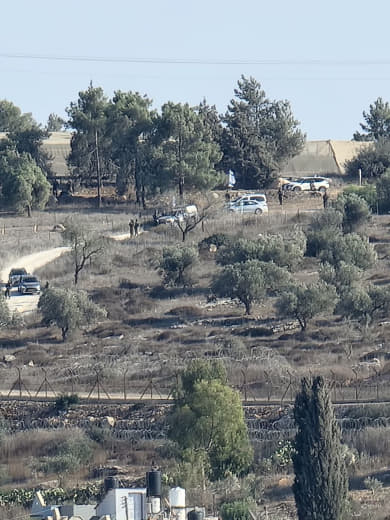 Occupation soldiers are on alert in the Merav settlement