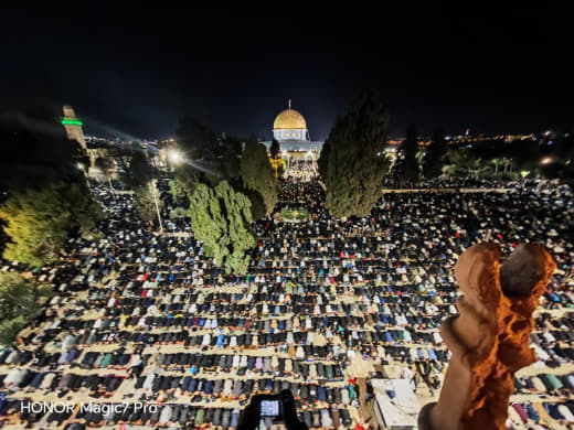 70 thousand worshipers performed the evening and Tarawih prayers on the twenty-seventh day of the month of Ramadan #Al-A