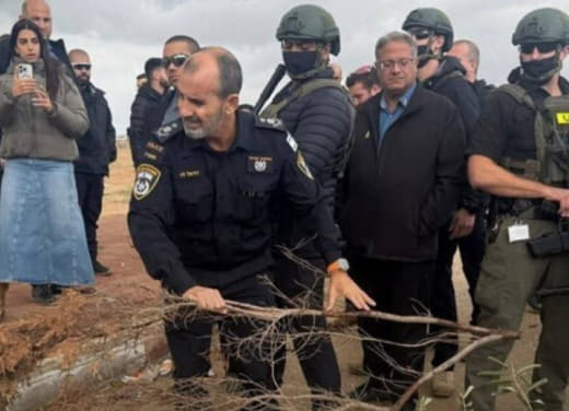 Israel Hayom: Israeli police arrest 24 Arabs from the Bedouin village of Tarabin in the Negev, claiming that they sparke
