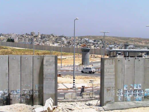 #OCCUPIED_PALESTINE Israel authorizes GPS tracking bracelets to enforce monitoring of Palestinians in occupied West Bank