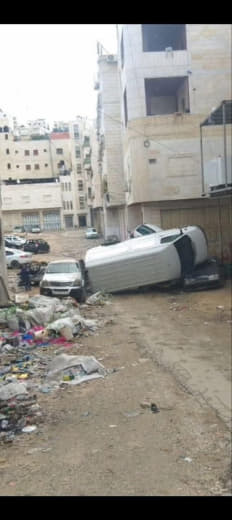 من الخليل
