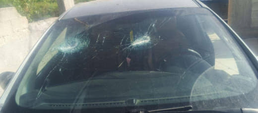 Israeli settlers attack Palestinian vehicles in Al-Alam area of the town of Tammun, south of Tubas.