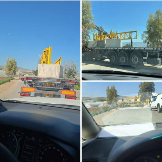 الجيش الإسرائيلي يضع بوابات على مدخل قرية بردلة في الأغوار
