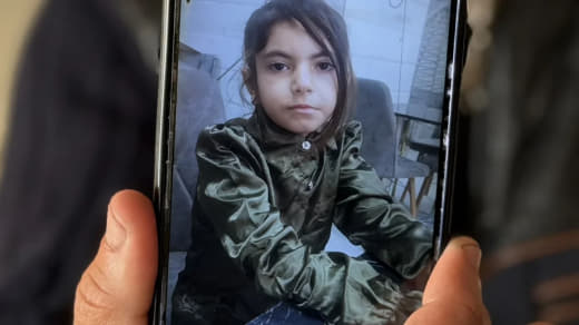 Israeli troops kill Palestinian child in Gaza classroom kilometers away from ‘Yellow Line’ The nine-year-old girl was ki