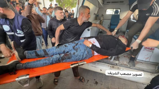 #Photos of the arrival of the martyrs and the injured at Al-Shifa Medical Complex