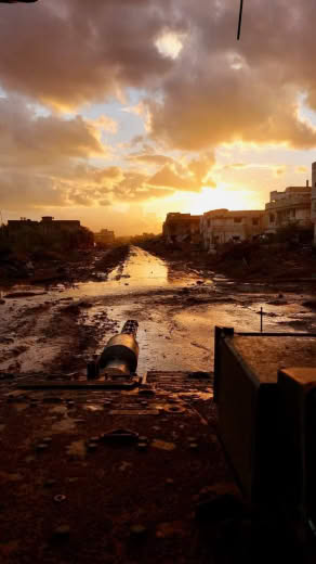 A photo taken by an Israeli soldier in the city of Beit Hanoun this evening