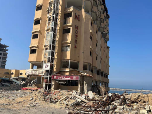 “Al-Rashid Street and Gaza Port” are the most beautiful tourist entertainment areas that the residents of the besieged S
