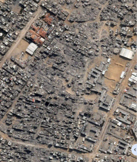 Aerial photos show the extent of the destruction in Khan Yunis, south of the Gaza Strip, where the photos show entire ne