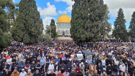 80 thousand worshipers perform Friday prayers in the blessed Al-Aqsa Mosque in Jerusalem, the capital of occupied Palest