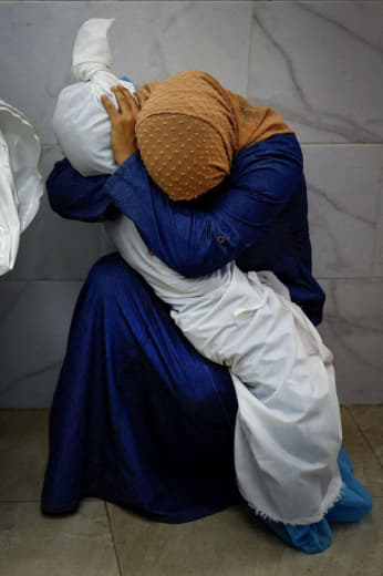 A photo from Gaza won at the regional level in the International Press Photo Competition