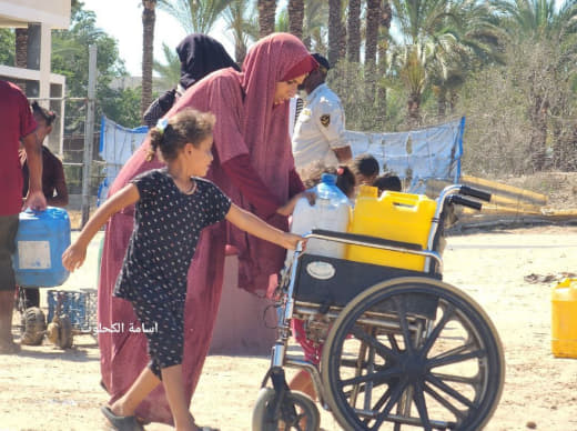 Searching for water is an arduous task for Palestinians every day in Gaza 🇵🇸
