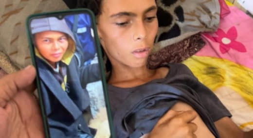A boy died in Gaza as a result of extreme hunger before his death