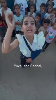 👤 middleeasteye 📝 In a video posted on social media, Palestinian children from Gaza’s orphans camp thank Israeli filmmak