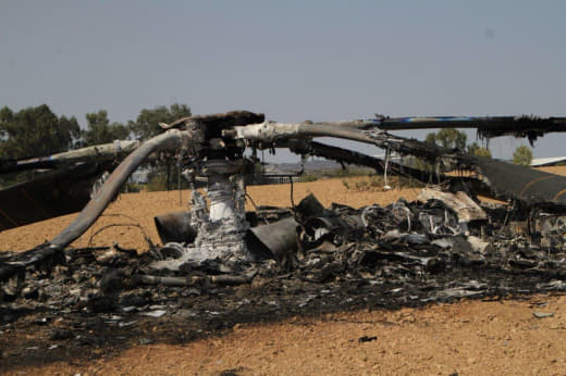 #Watch |Israeli Channel 13: Pictures of the Israeli plane that burned; As a result of being exposed to a missile fired b