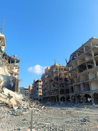 Hamad Town after the withdrawal of tanks..