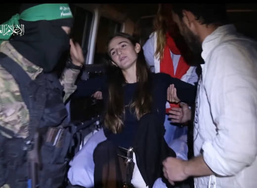Scenes from the release of the Israeli prisoners in the second batch of the swap deal, which the Palestinian resistance 