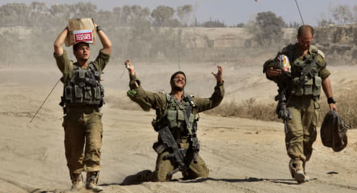 Israeli Kan News broadcaster reports that 30 Israeli soldiers returned from Gaza infected with a deadly virus and that t