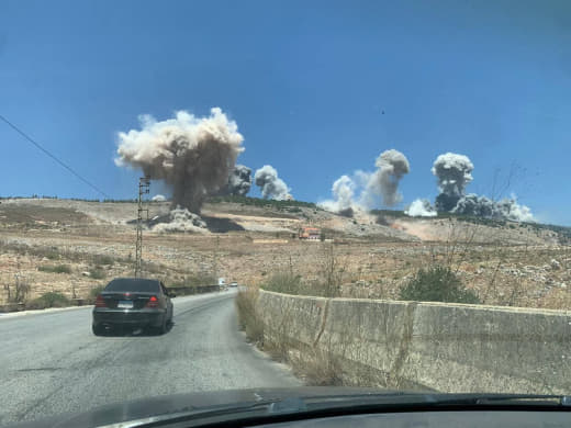 ⚡️ Lebanese sources: Occupation aircraft executed a fire belt with concussion missiles and caused a massive explosion in