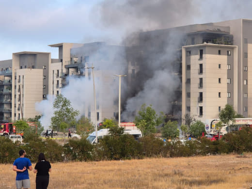 ⚡️ With images | Major damage to buildings following the fall of an Iranian missile on an occupation site in Beersheba, 