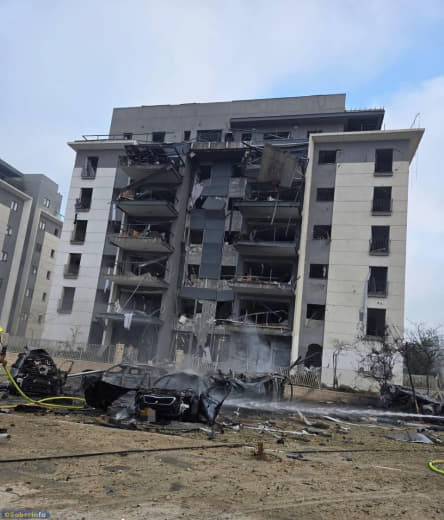 ⚡️ In the image | The building was completely damaged due to the fall of an Iranian missile
