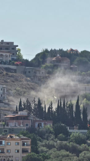 ⚡️ The Israeli airstrike targeted a house in the Red Mountain area between the towns of Shoukin and Harouf in southern L