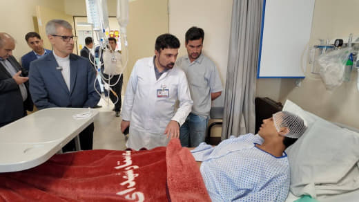 Iran’s Foreign Ministry spokesman Esmail Baghaei visited the people wounded by the Israeli attacks in Tehran.