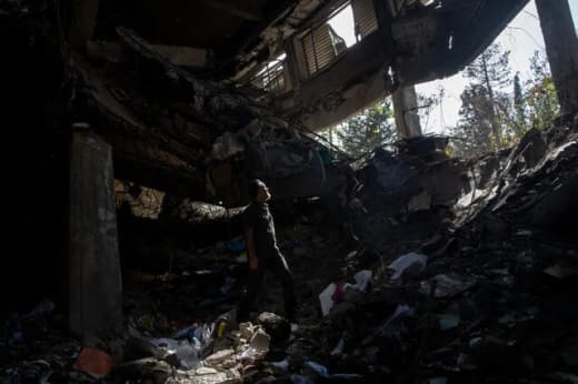 ISNA News: New York Times: Israel is lying; the attack on Evin was not symbolic American media: 🔹The attack on Evin Pris