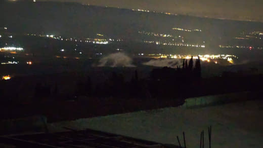 Breaking | Israeli occupation forces drop fire-starting explosives on the outskirts of Al-Wazzani, Yaroun and Shebaa, in