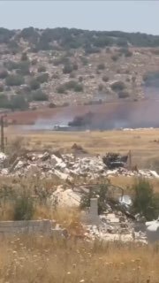 Israeli occupation forces attacked a truck in Mays al-Jabal in the south of Lebanon, earlier today.