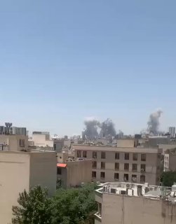 ⚡️ Urgent | Sources to "Quds Network": Occupation aircraft launched violent and intensive raids since this morning on va