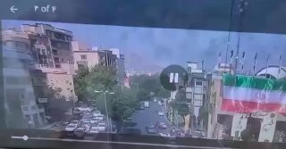 ⚡️ Previous video.. The moment occupation aircraft bombed a site in Iran with heavy missiles during the recent confronta
